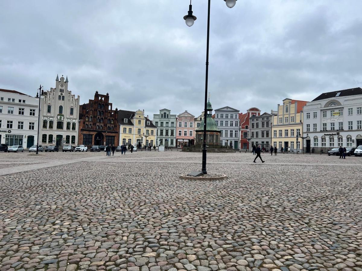 Smultron Apartment Altstadt Wißmar Eksteriør billede